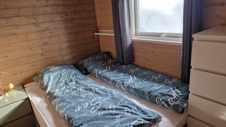 Hlavná spálňa so 150 cm posteľou