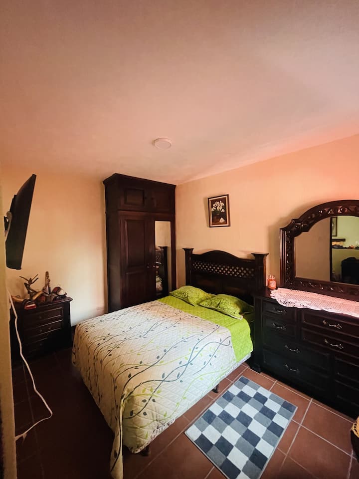 საძინებელი 1