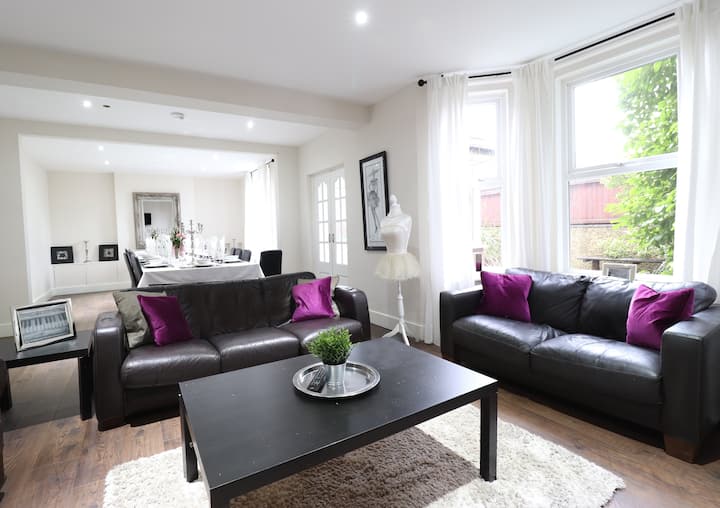 Large House Near Town Centre - Bournemouth