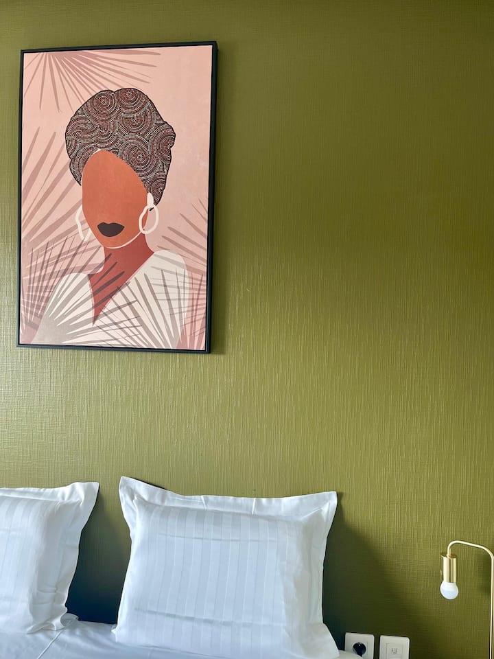 საძინებელი 1