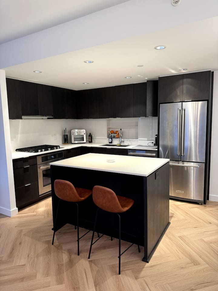 8 Min Walk To Bc Place Corner Unit False Creek 2br - Vancouver