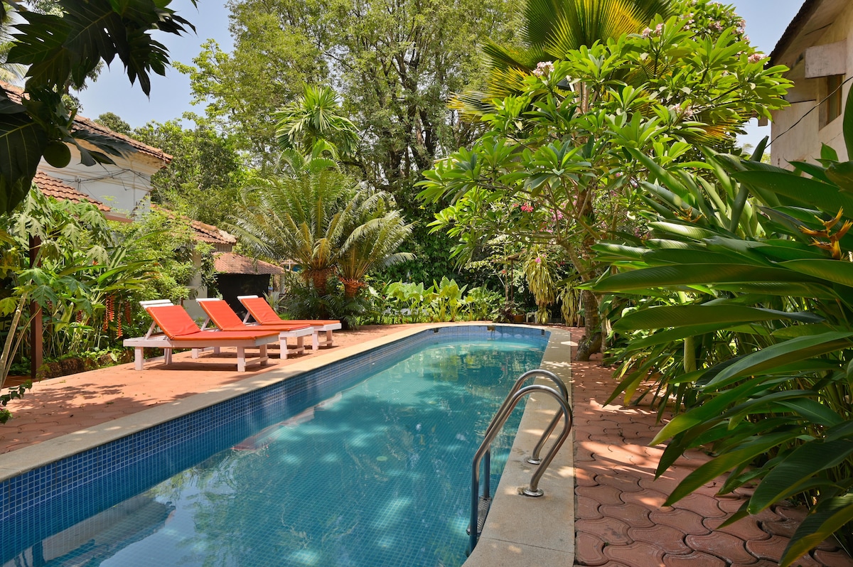 5 Bedroom house with PVT Pool, Candolim (2+1+1+1)