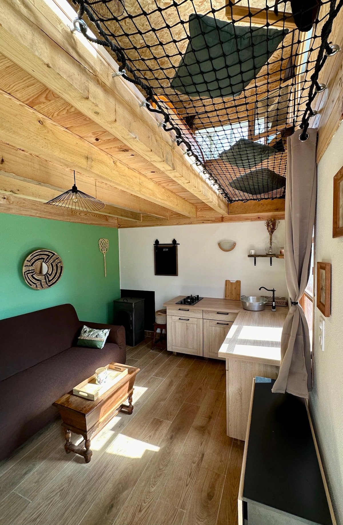 Top performing Airbnb: "La Mechta" forest cabin in Haute Marne