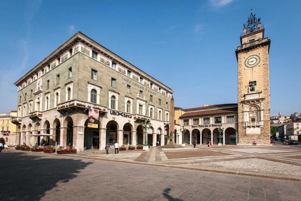 Historic House in the Città Alta center - Bergamo - Condominiums for Rent  in Bergamo, Lombardia, Italy - Airbnb, image size:1200x800