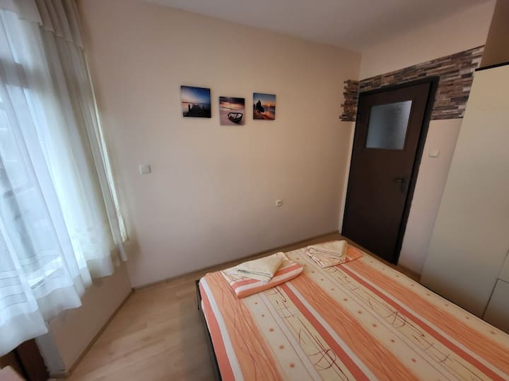 საძინებელი 1