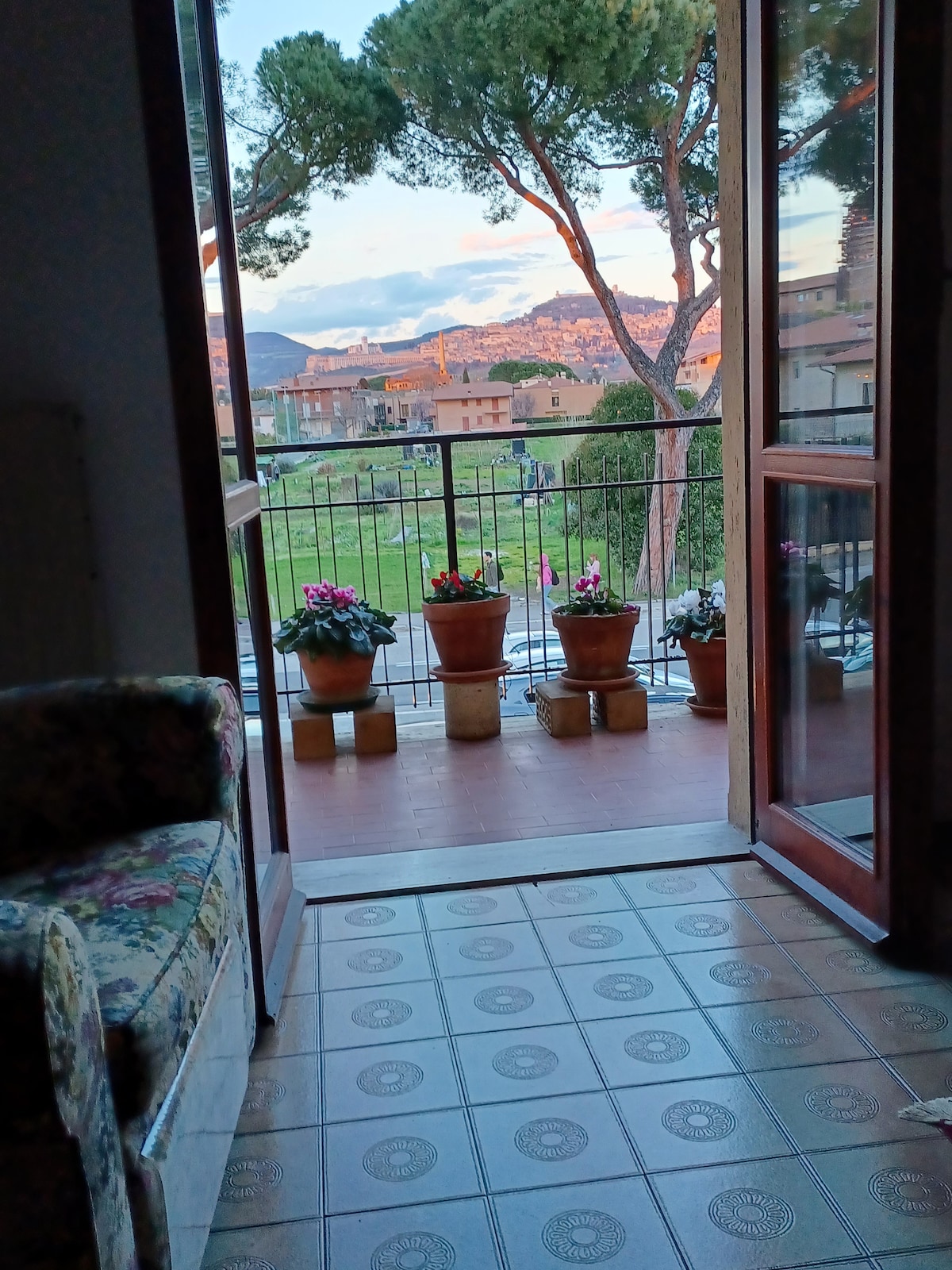 Top performing Airbnb: "da flavia" vacation home in Assisi