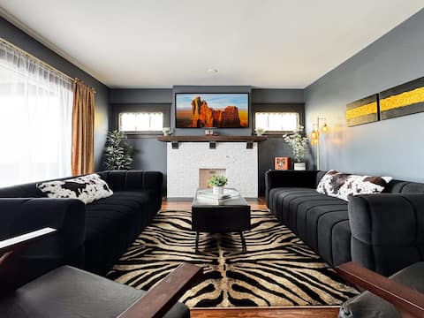 Stunning Home Across The Street From North Beach