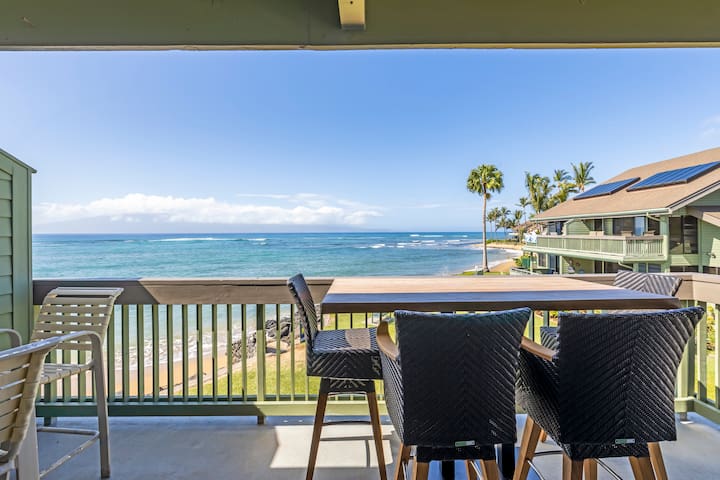 Oceanfront balcony w/ pool @ Kahana Outrigger 2B2 gallery image 3