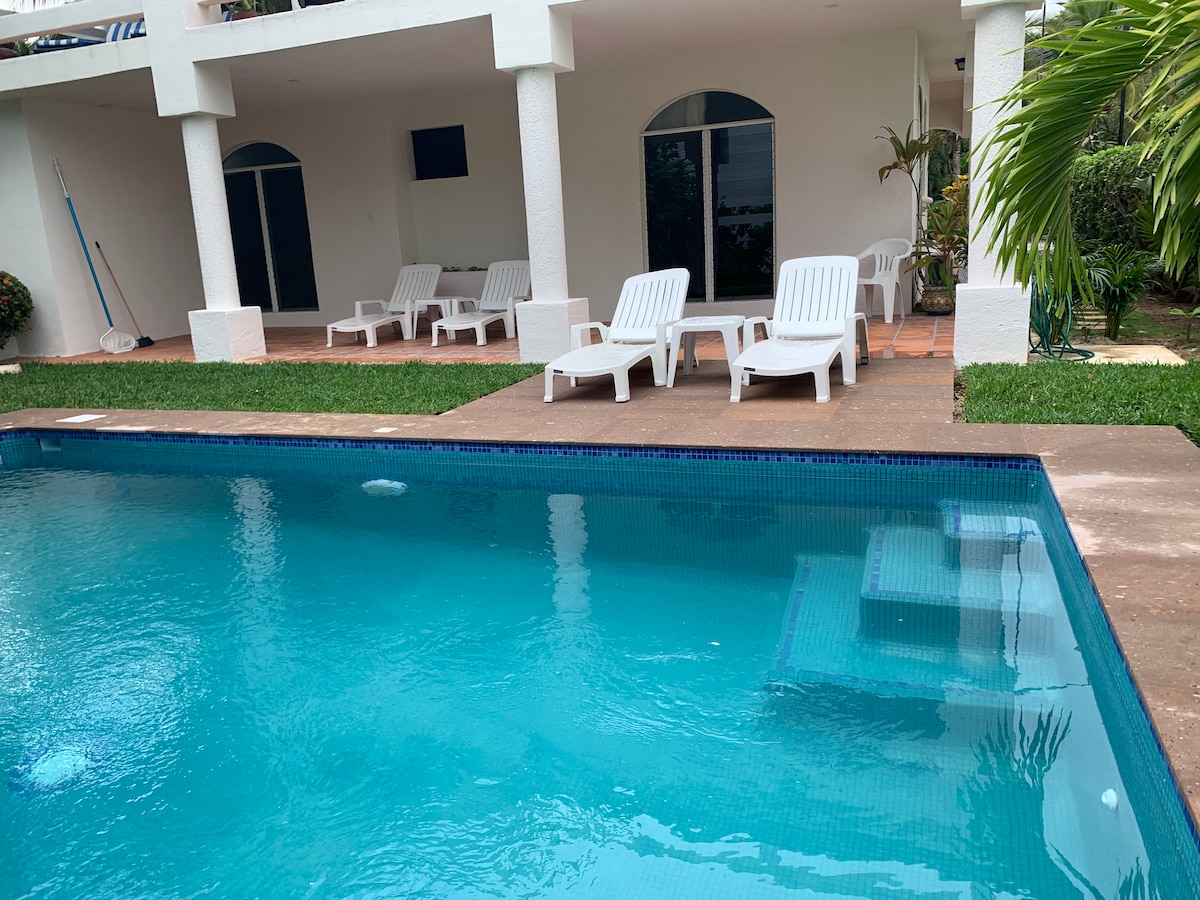 Casa Price — 3 bedroom vacation rental in Cancun
