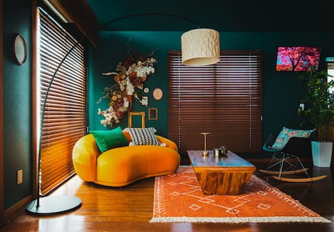 The Archaic / Luxury apartment near Shinjuku
