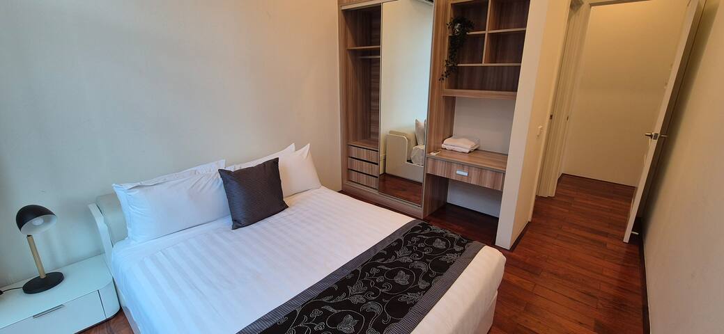 Melbourne CBD Penthouse Marvel gallery image 4