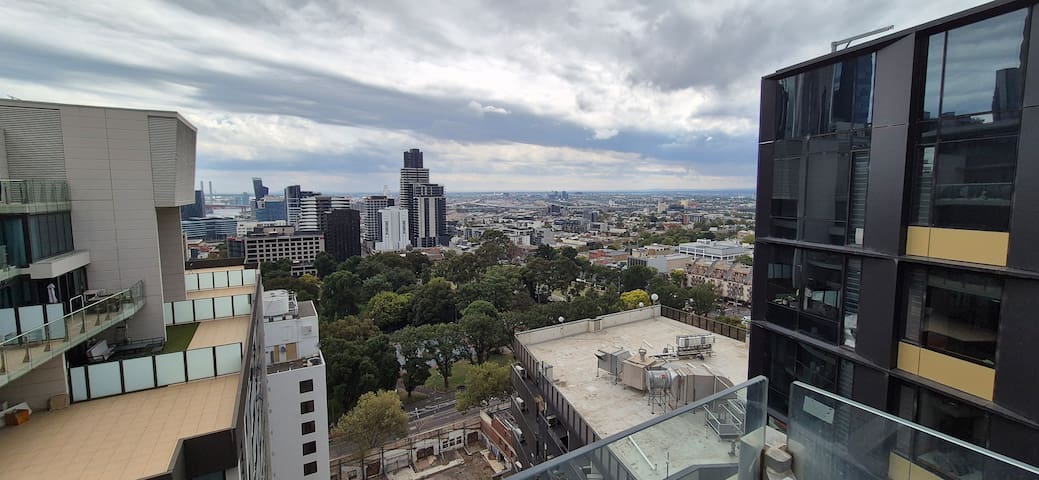 Melbourne CBD Penthouse Marvel gallery image 2