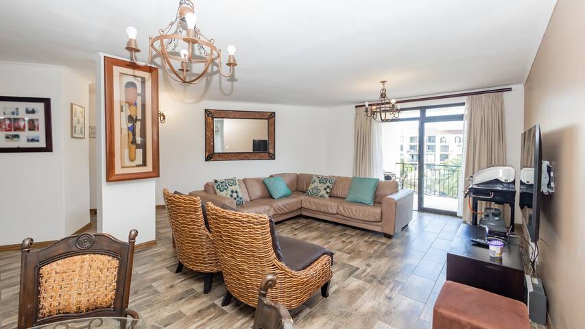 Cape Town – Majorca – The Island Club gallery image 3