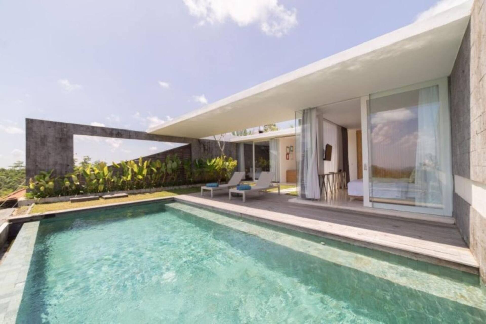 Sweeping Coastal Panorama 2 Bedroom Private Villa in Uluwatu 3