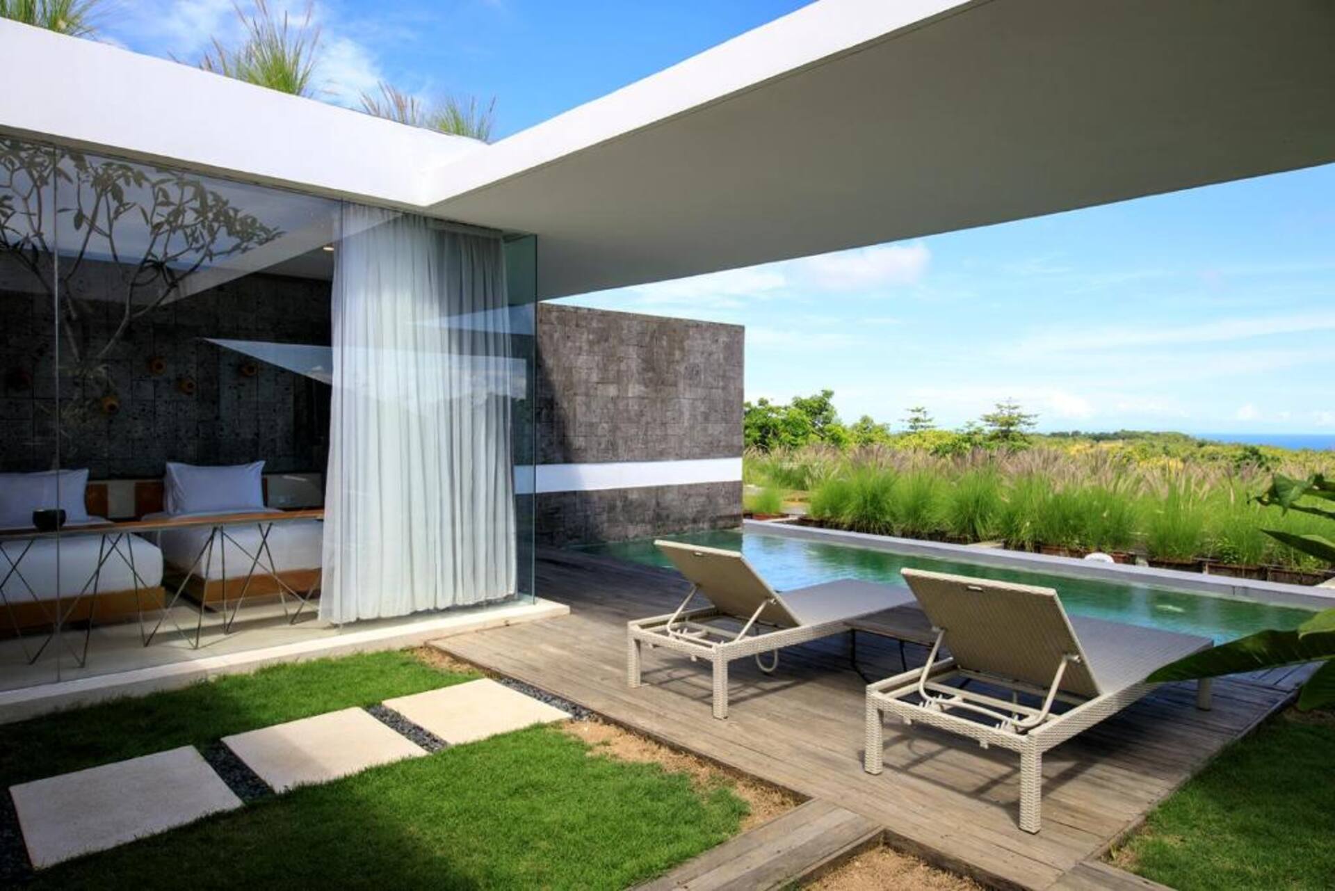 Sweeping Coastal Panorama 2 Bedroom Private Villa in Uluwatu 2