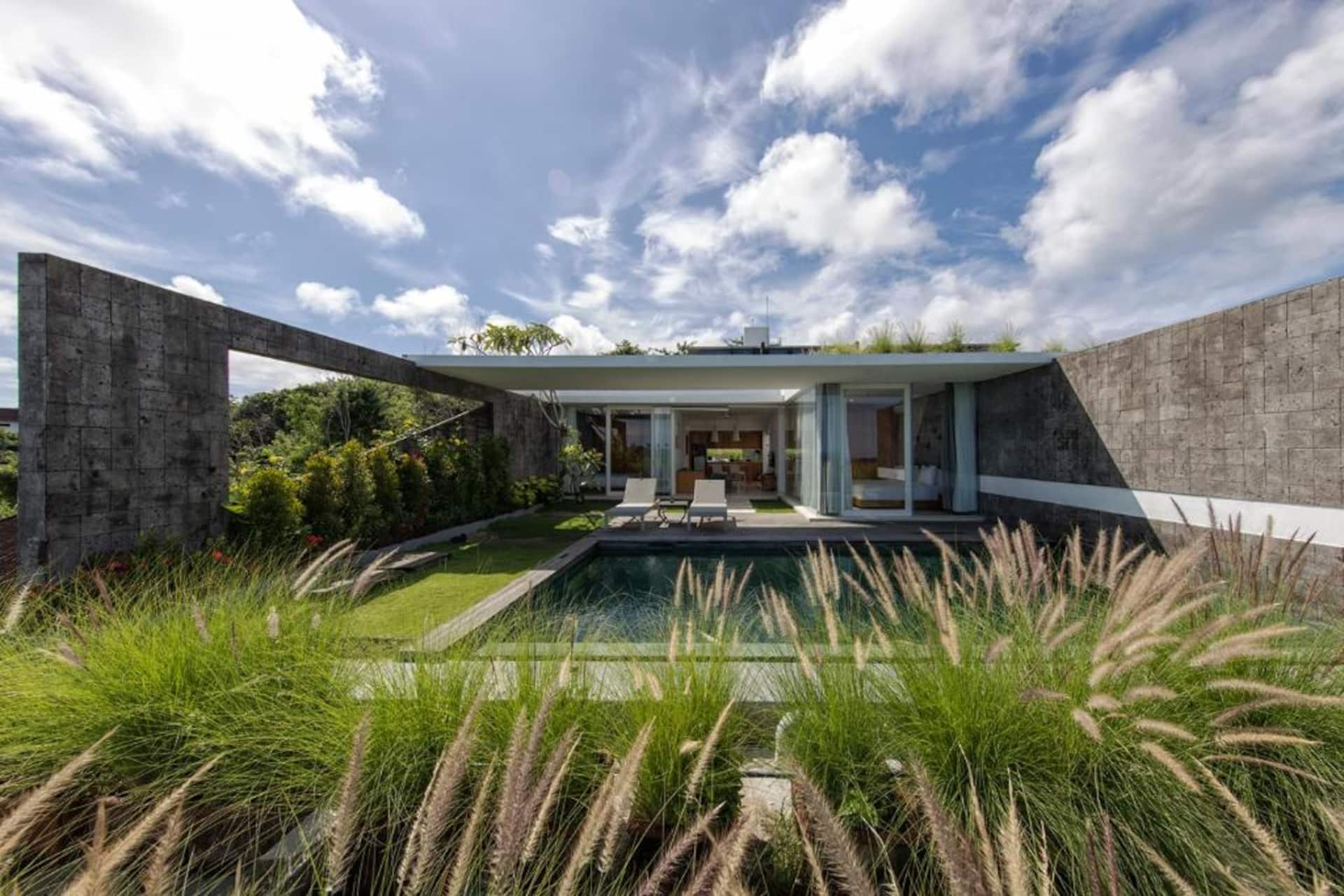 Sweeping Coastal Panorama 2 Bedroom Private Villa in Uluwatu 3