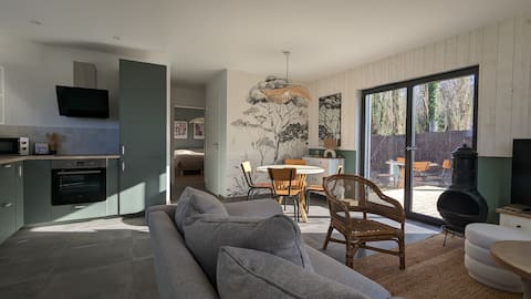 Beautiful Escape at Madeleine- Gîtes du Grain Clos