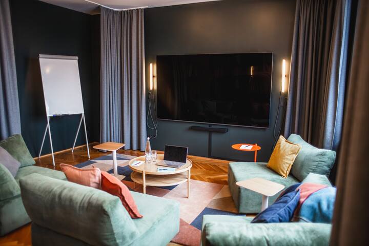 3 Bedroom Home Cinema Apartment gallery image 3