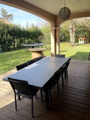 Villa avec piscine intérieure chauffée gallery image 4