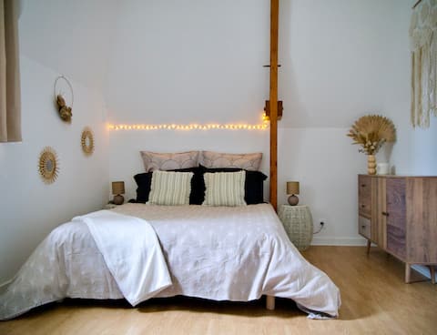 Independent room - A
