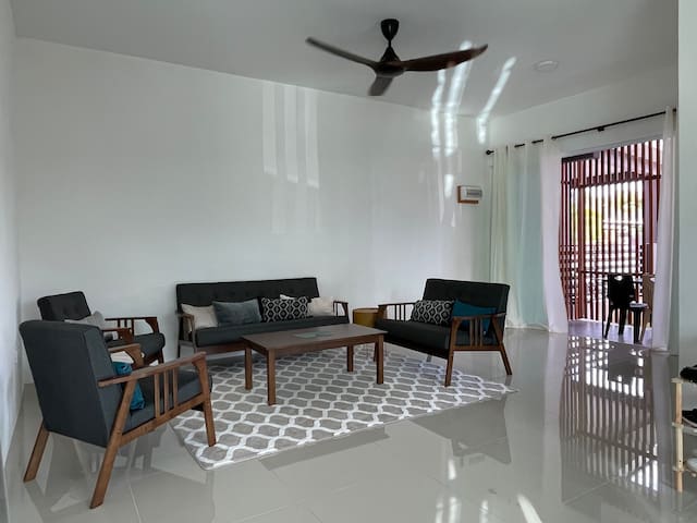 Listing in Kuching