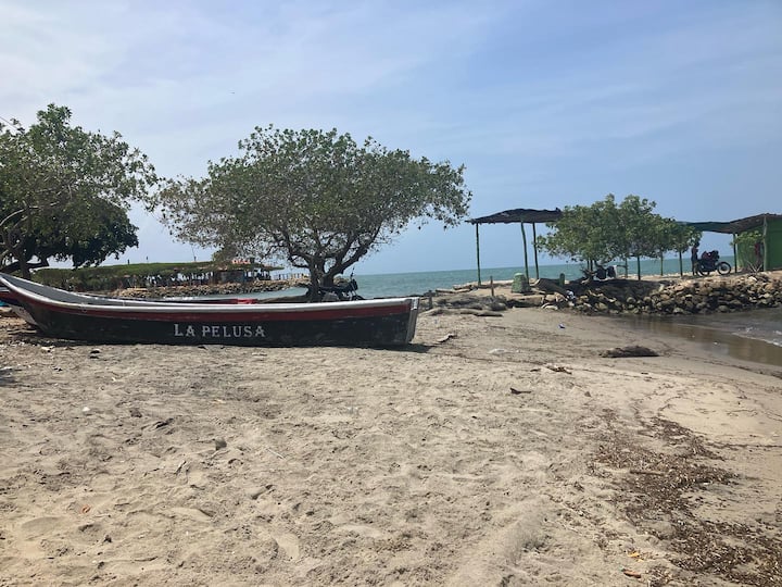 Beachfront Offgridsparetreat Feesnegotiable 15nmin - Santiago de Tolú