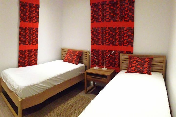 Dhomë gjumi 2