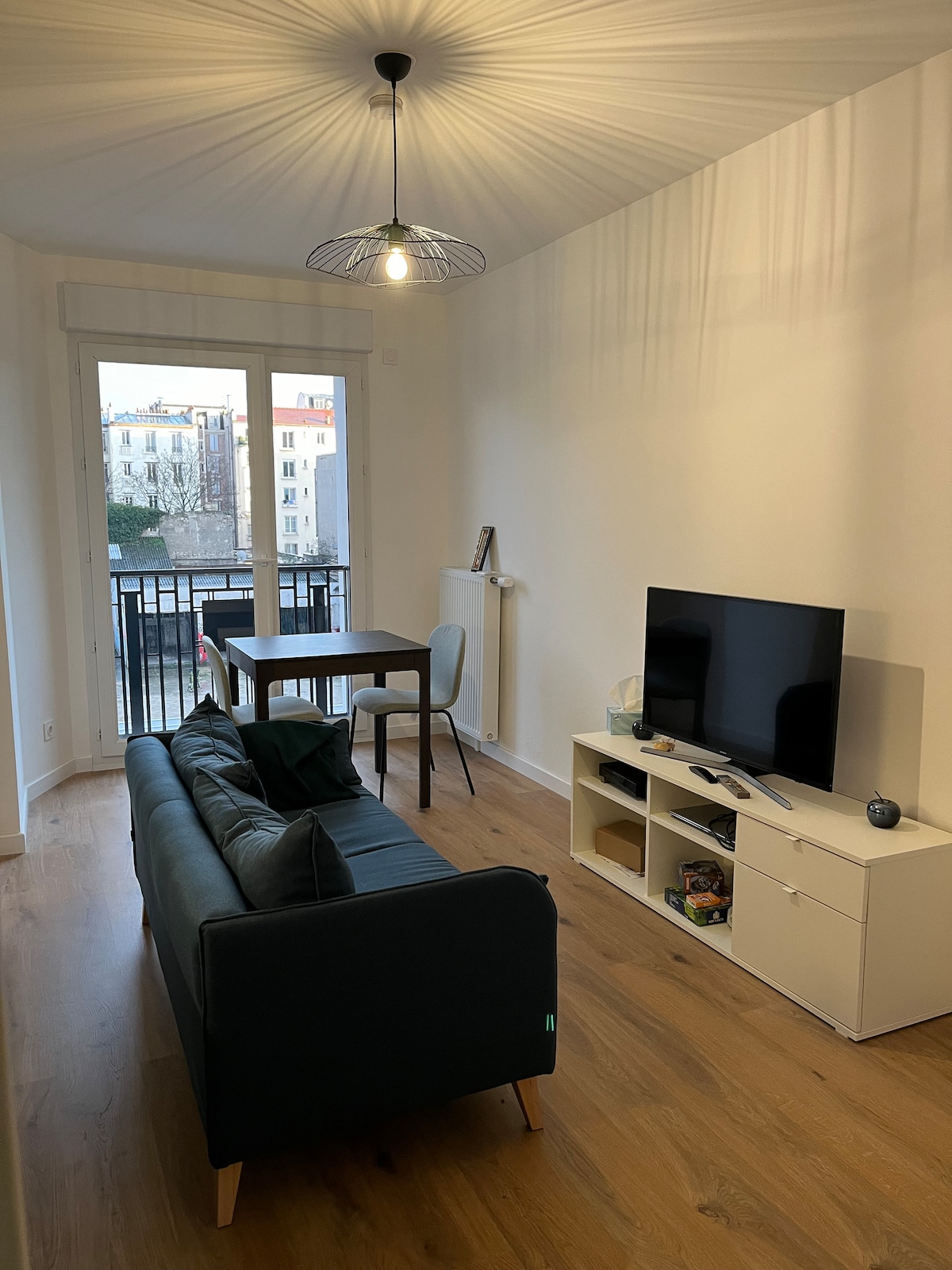Top Airbnb: Quiet and cozy apartment à Saint Ouen Sur Seine