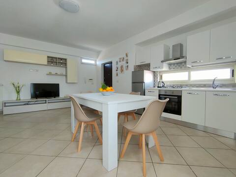 Serao House, 2nd floor in the city center