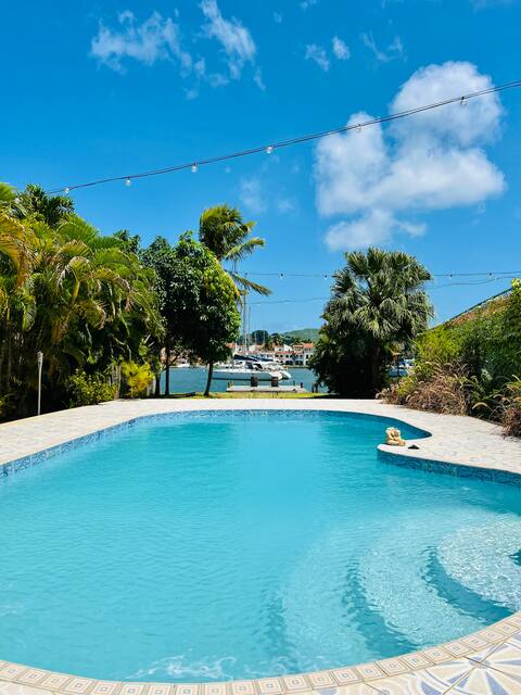 Spacious & fun 4BR Villa  near everything!