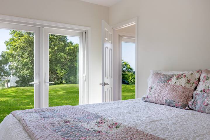 Whitestone Cottage – Block Island Inns gallery image 2