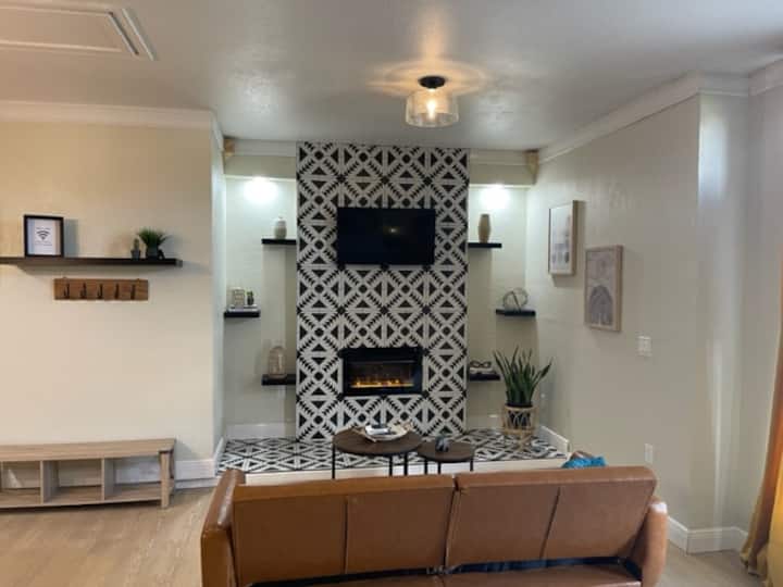 East Orlando Modern Studio - Christmas, FL