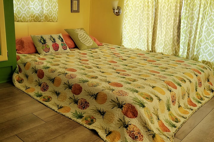 Ananásová spálňa v podkroví
