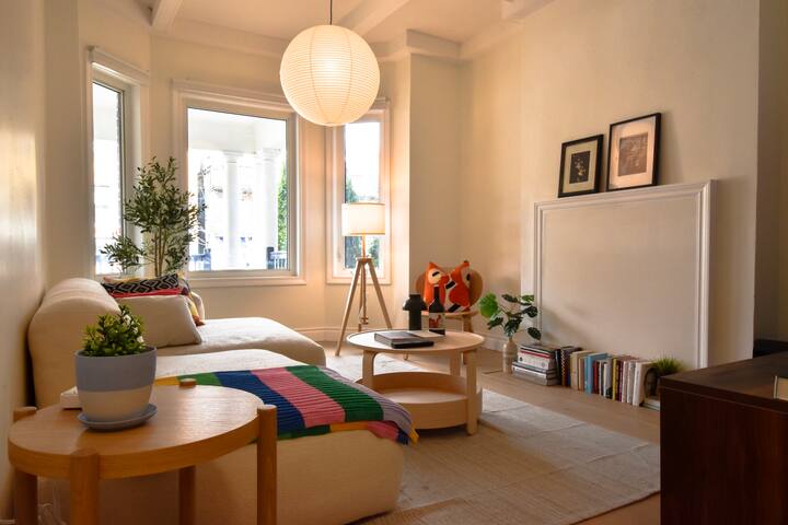 Spacious 3-Floor DT Home: 2 Parking, Transit, 4BR