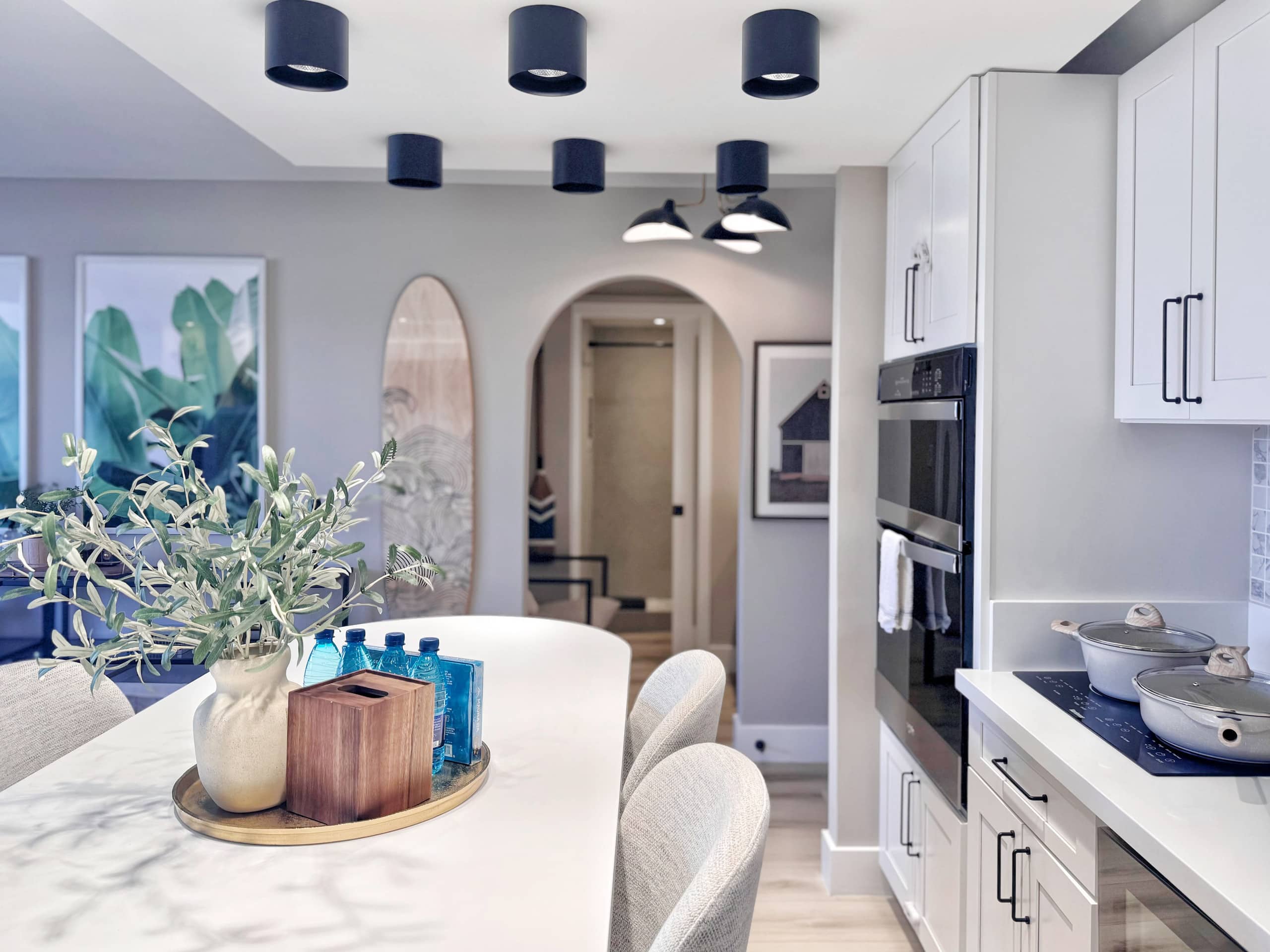 34th-High FL Mountain View Upscale 1BR w/Parking~ - Image 22