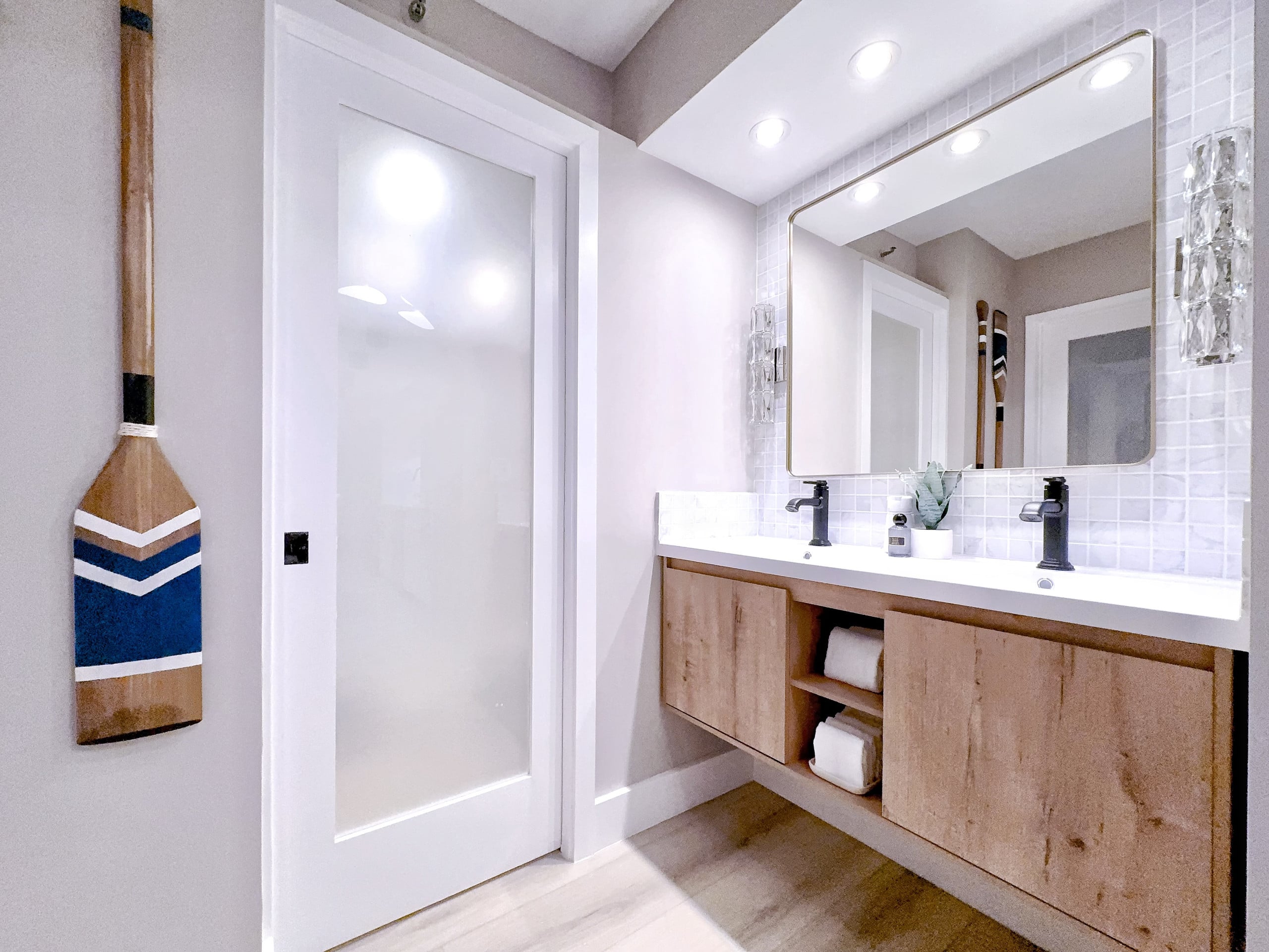 34th-High FL Mountain View Upscale 1BR w/Parking~ - Image 33