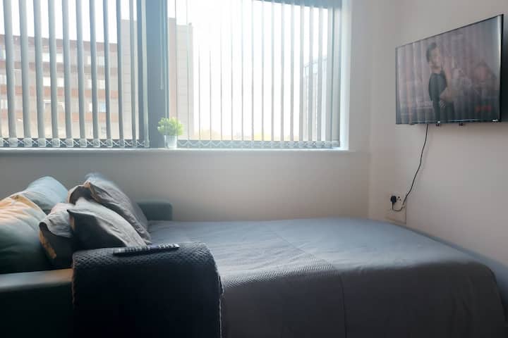 سرير أريكة مع مرتبة للراحة الليلية الجيدة