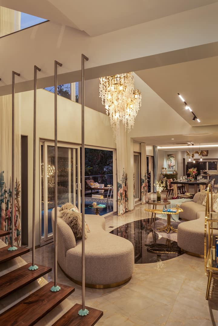 Living room image 9