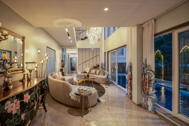 Living room image 4