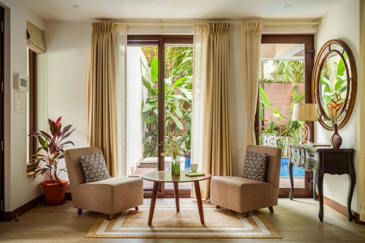 Living room image 2