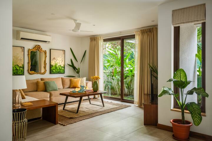 Living room image 4