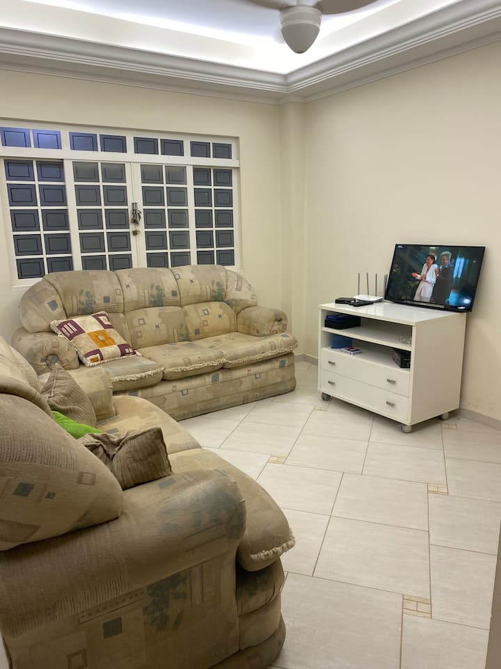 Casa Familiar Em Serra Negra - Amparo