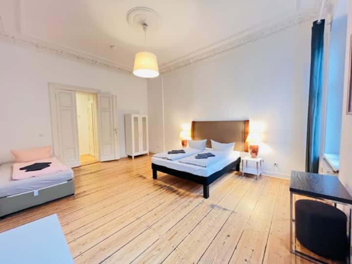 غرفة النوم 2