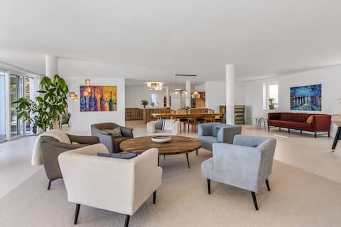 Erfolgreiche Airbnb-Immobilie: Lifestyle and life by the sea - sea blue | 350 sqm in Glücksburg (Ostsee)