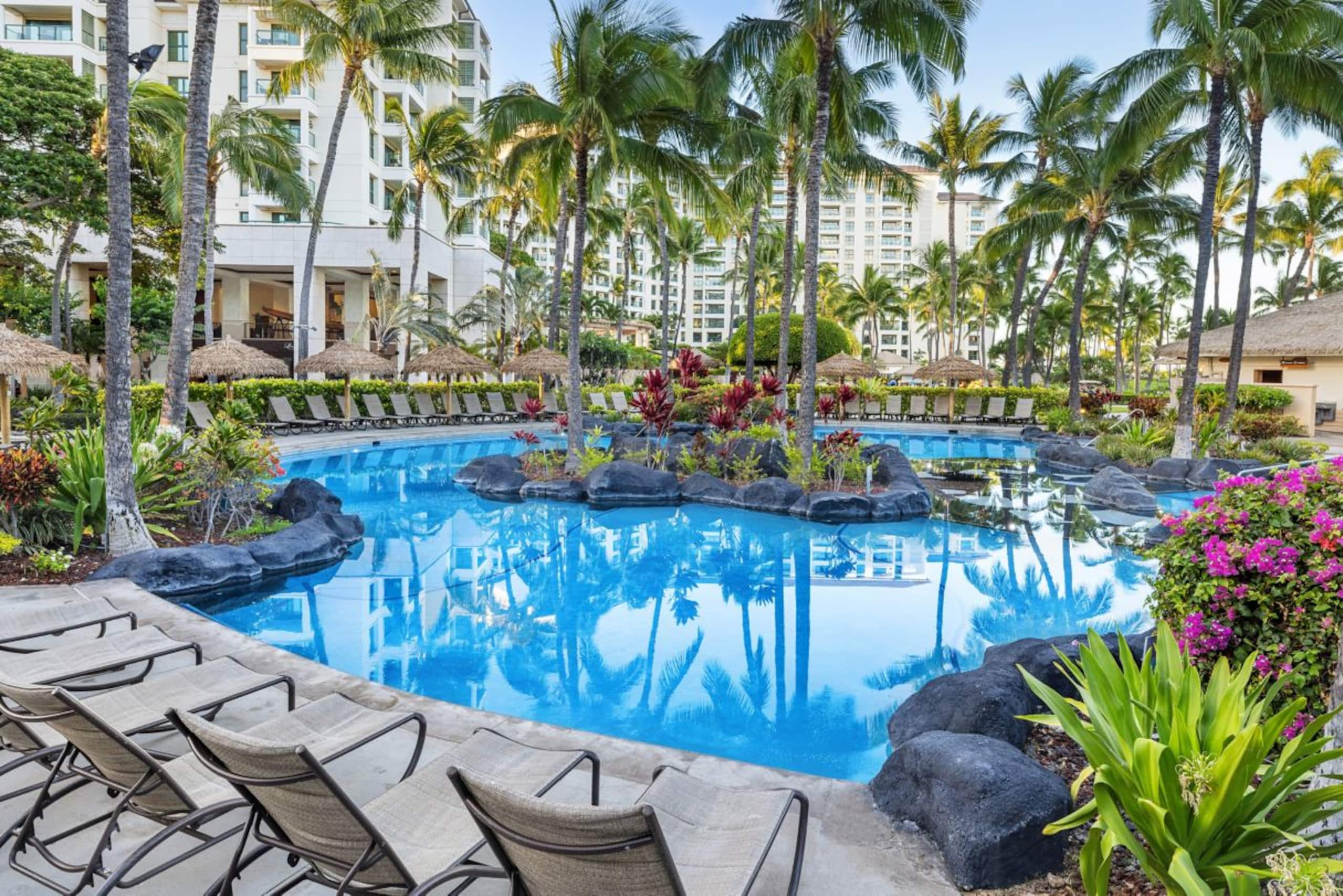 Condo in Kapolei · ★5.0 · 2 bedrooms · 4 beds · 2 shared baths - Image 18