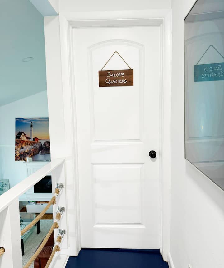 مدخل Sailor's Quarters