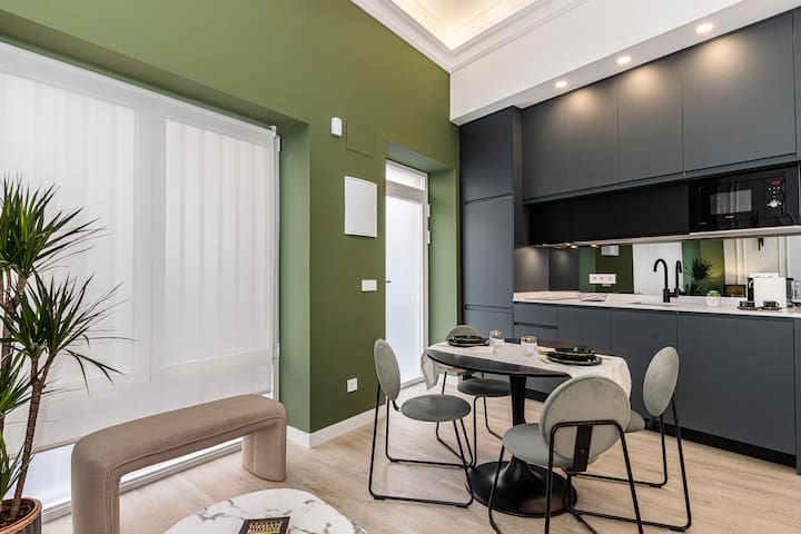 Queens Chamberi II – Alquiler Corta Duración gallery image 5