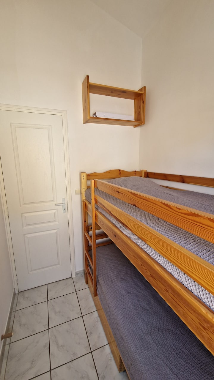 საძინებელი 2