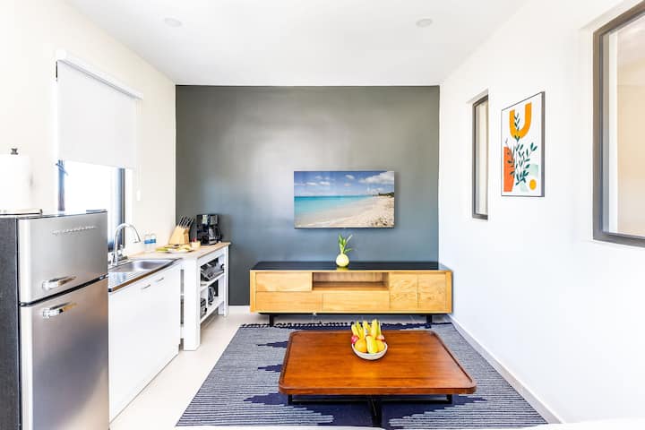 Onyx@long Bay Retreat-luxury Stay Near Grace Bay - Turks and Caicos Islands