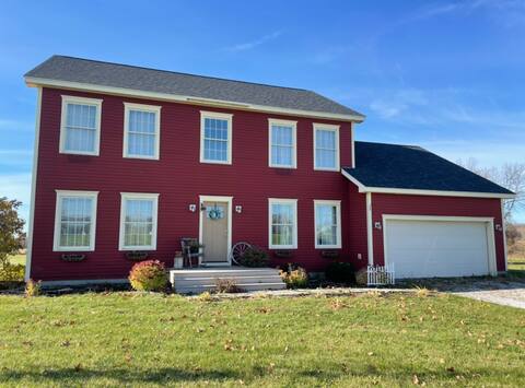 3 Bedroom Colonial House